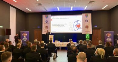 Premiera aplikacji „Pierwszy Ratownik” i tysiące przeszkolonych osób. ZOSP RP i PZU podsumowują wspólne działania na rzecz bezpieczeństwa