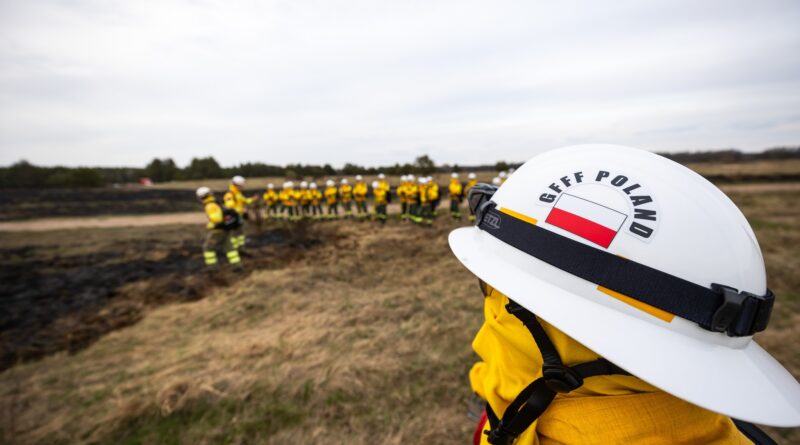 Orzysz. Ćwiczenia modułu do gaszenia lasów GFFF Olsztyn