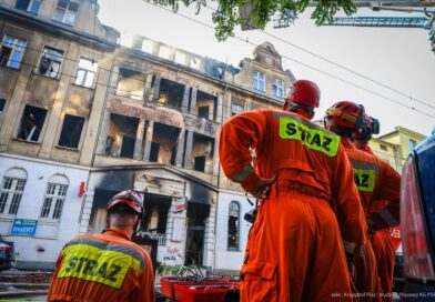 Niemal dwa lata po tragedii na Kraszewskiego. Prokuratura wskazuje przyczynę pożaru i stawia zarzuty