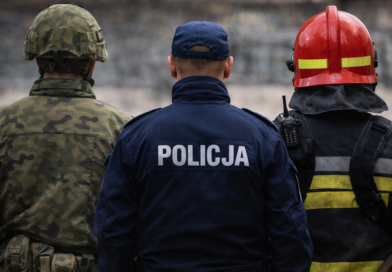 41 pytań Błaszczaka o bezpieczeństwo państwa. MSWiA odpowiada, co robi Polska